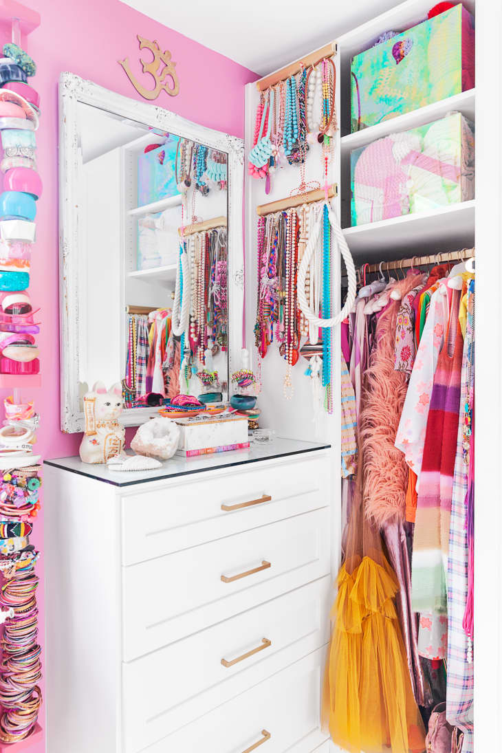 Jewelry store hanger closet
